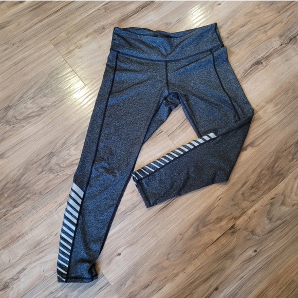 Gap Fit Womens Cropped Leggings - Picture 1 of 7
